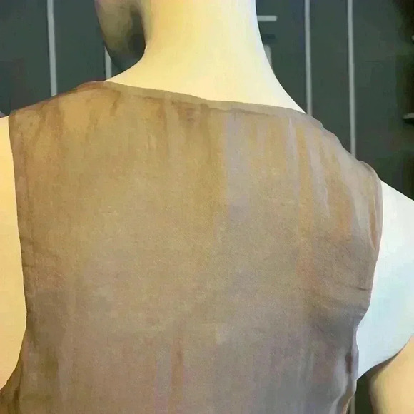 Robbi & Nikki Beige Sequined Sparkling Top with Silk Overlay. Size XS. - Picture 2 of 8